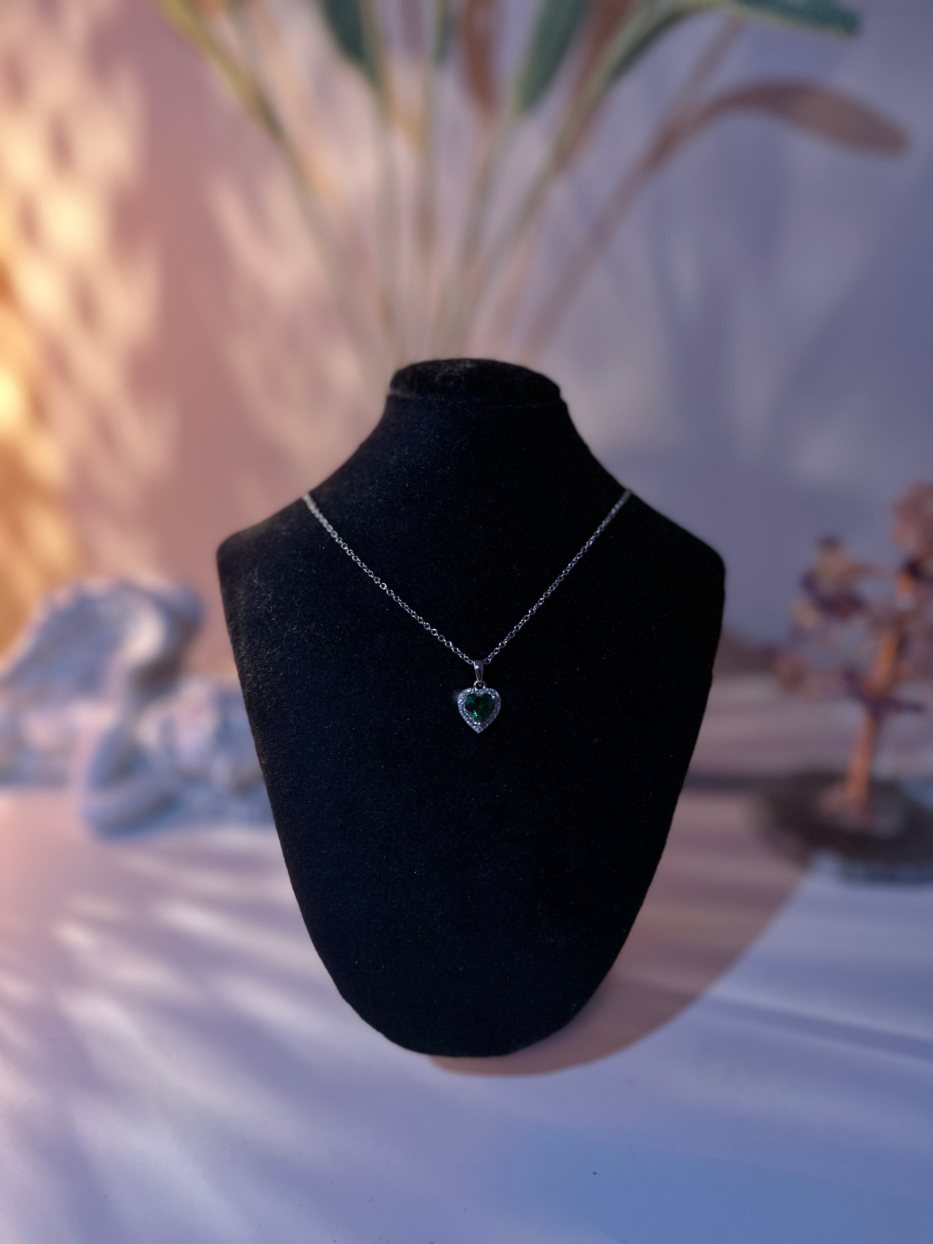 Green crystal necklace